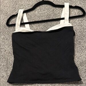 Reformation Harlan Knit Top size XS black and white